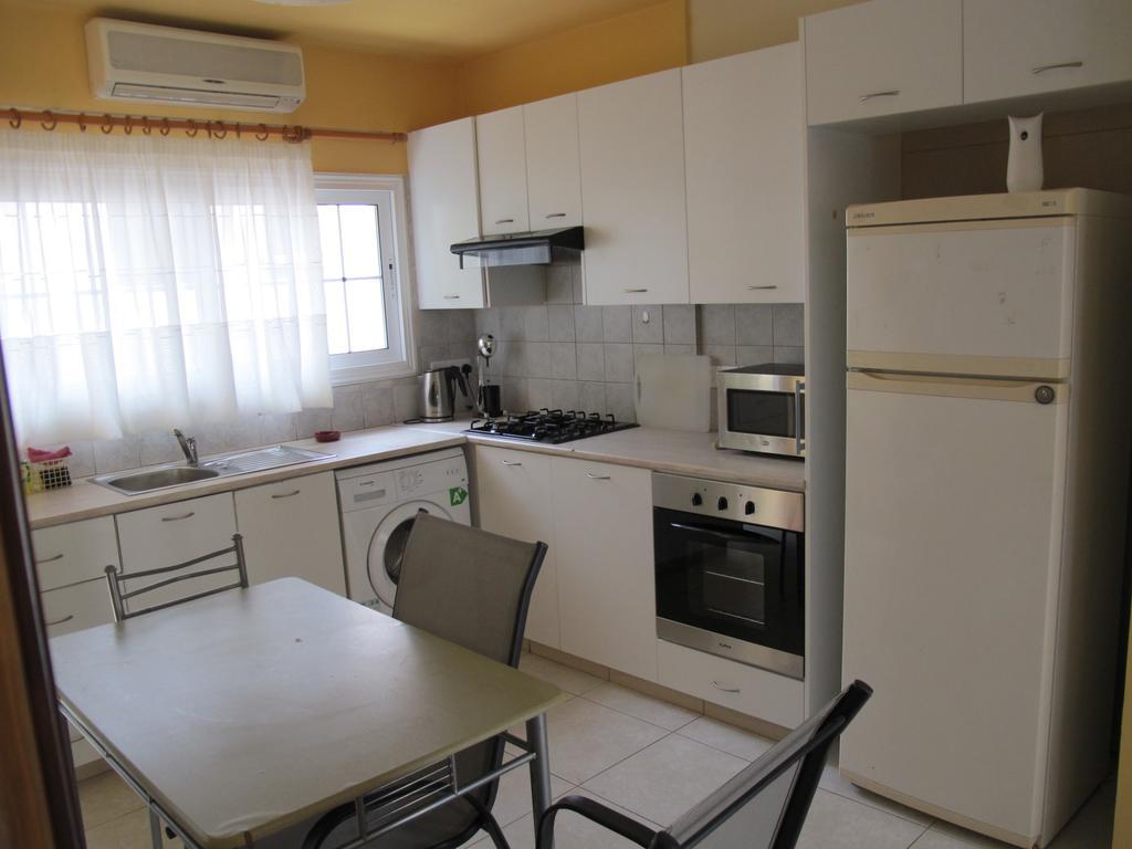 Vergi Apartments ピラ エクステリア 写真